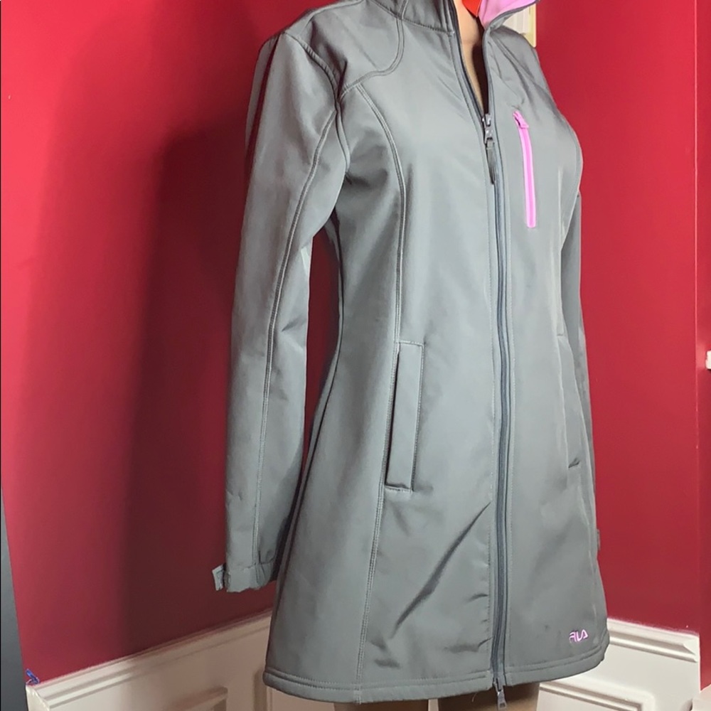 *NEW* Fila Jacket - Picture 5 of 5